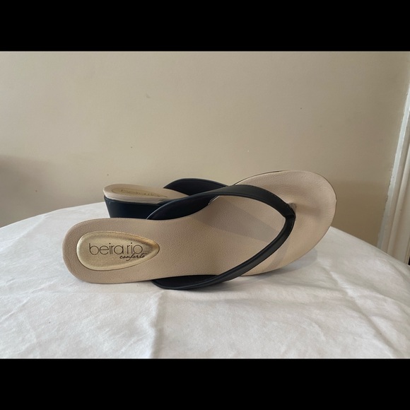 Wedge heeled sandals - Picture 2 of 2